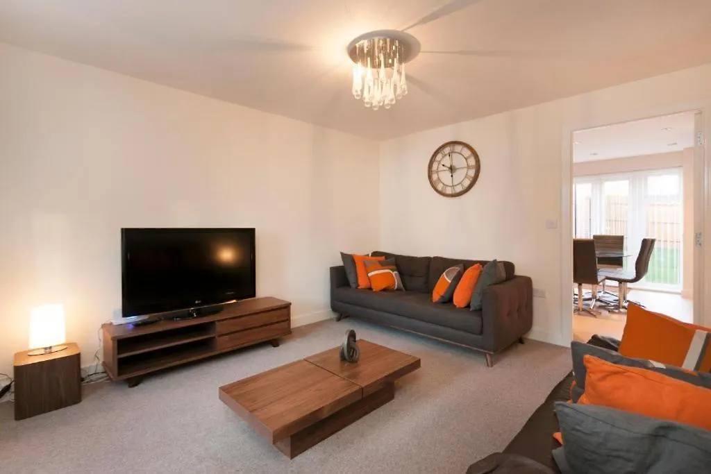 Dbs Serviced Apartments - The Townhouse Castle Donington