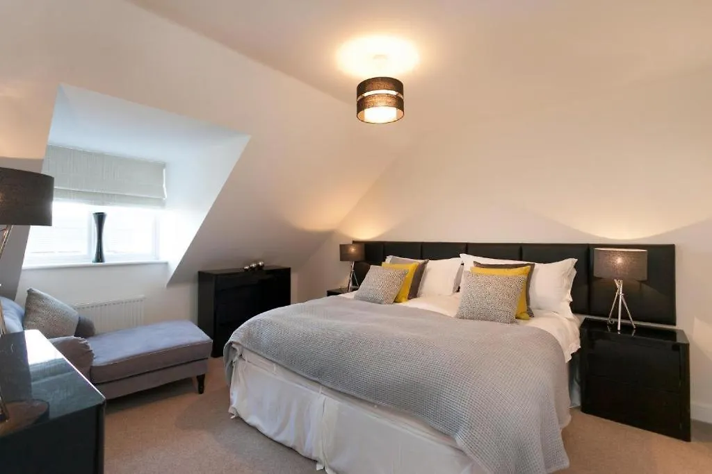 Dbs Serviced Apartments - The Townhouse Castle Donington 0*,