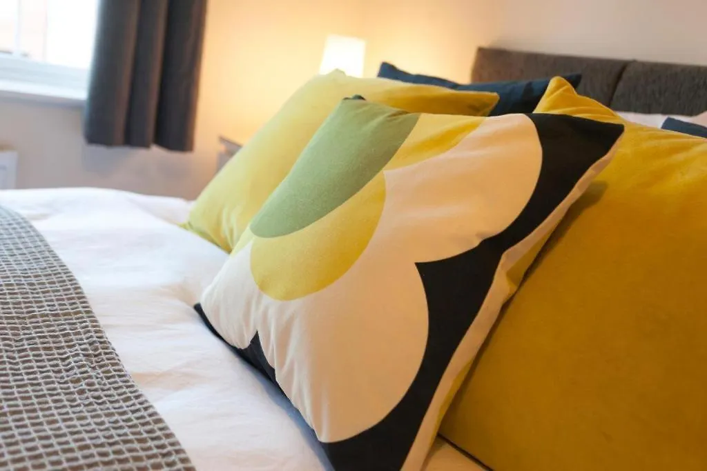 Dbs Serviced Apartments - The Townhouse Castle Donington United Kingdom