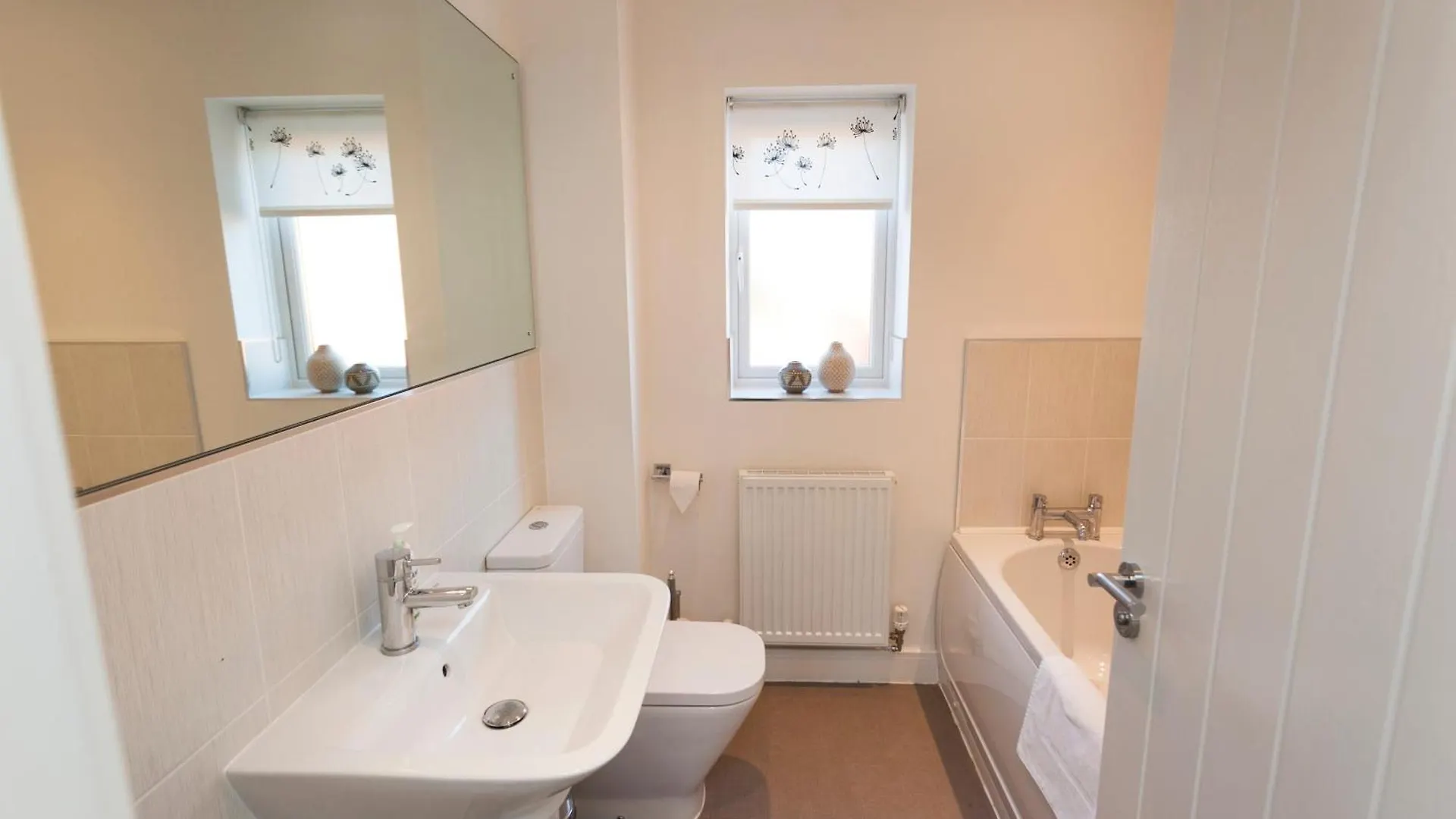 Dbs Serviced Apartments - The Townhouse Castle Donington United Kingdom